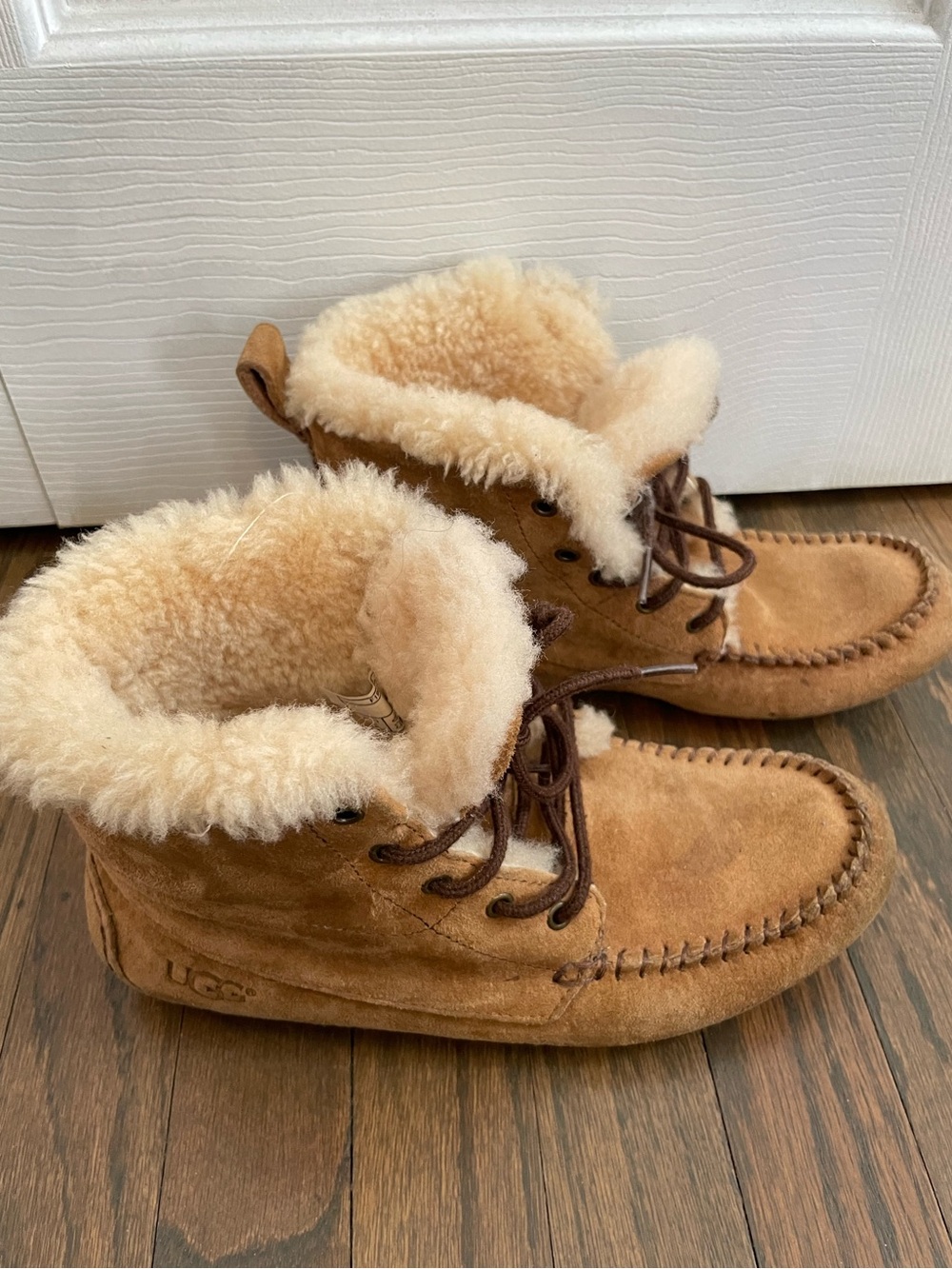 UGG Chickaree Moccasin Boot - Shearling-Lined Suede, women’s size 5